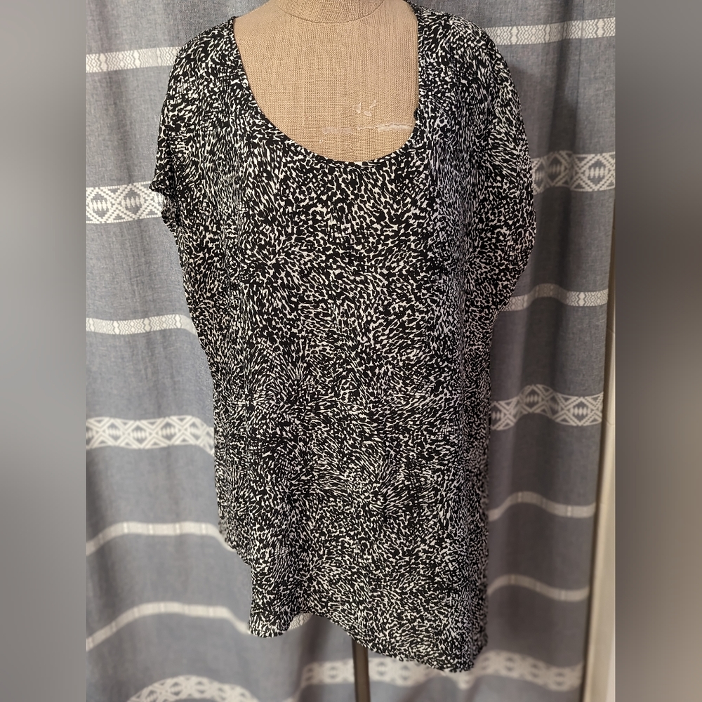 Torrid Asymmetrical Top